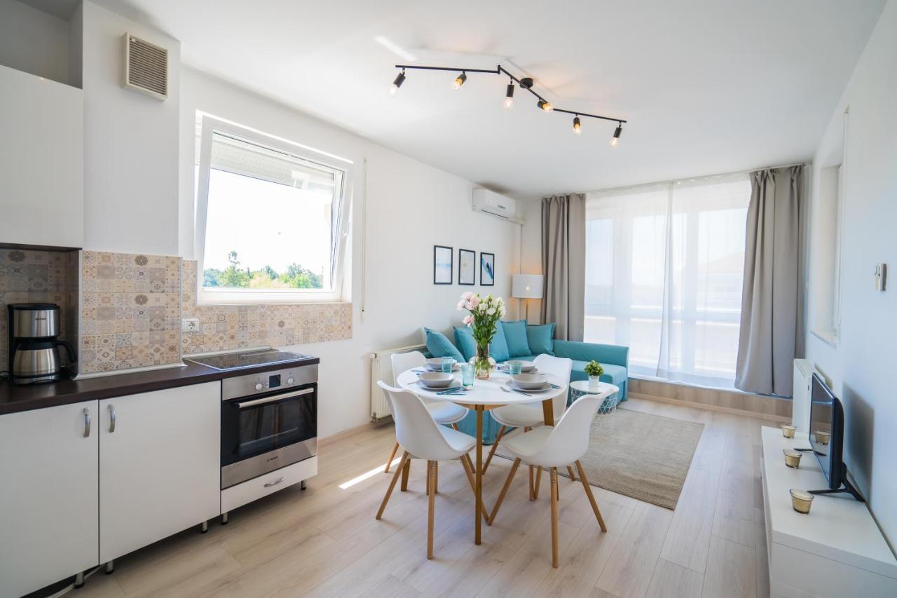 שיופוק Myflat Golden Coast Panorama Apartment מראה חיצוני תמונה