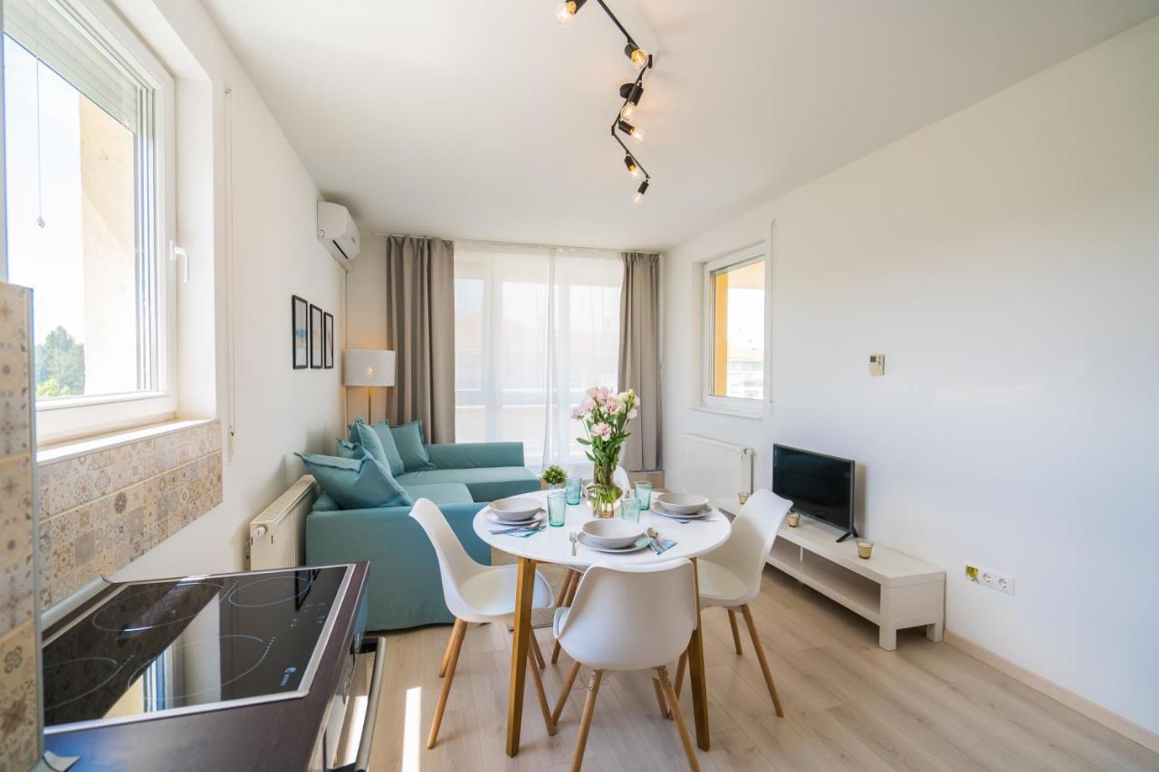 שיופוק Myflat Golden Coast Panorama Apartment מראה חיצוני תמונה