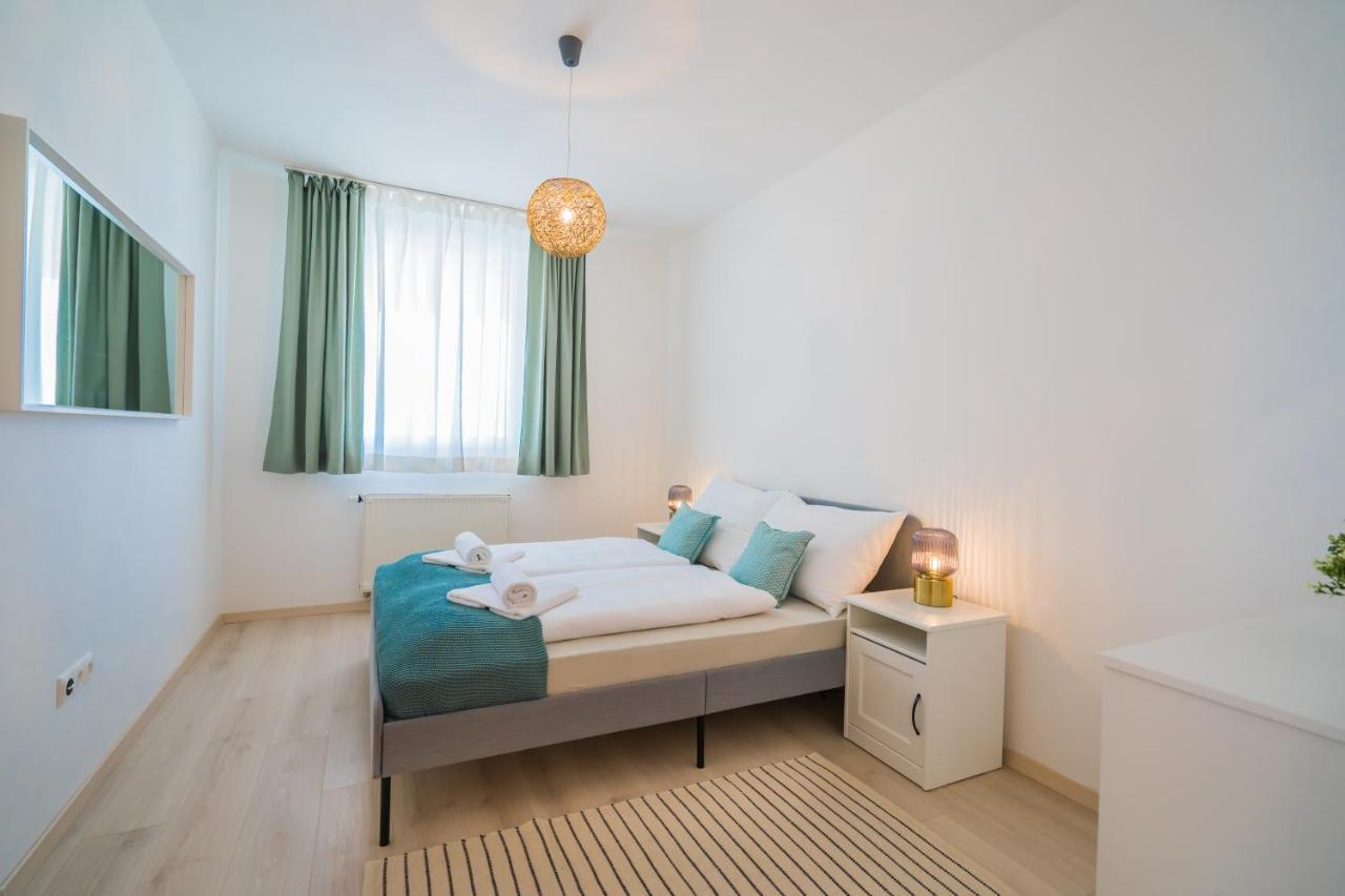 שיופוק Myflat Golden Coast Panorama Apartment מראה חיצוני תמונה